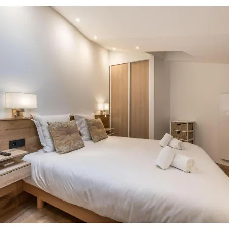 Cozy Penthouse With View & Parking